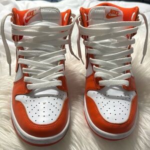 Nike Dunk High
Syracuse

Price is firm